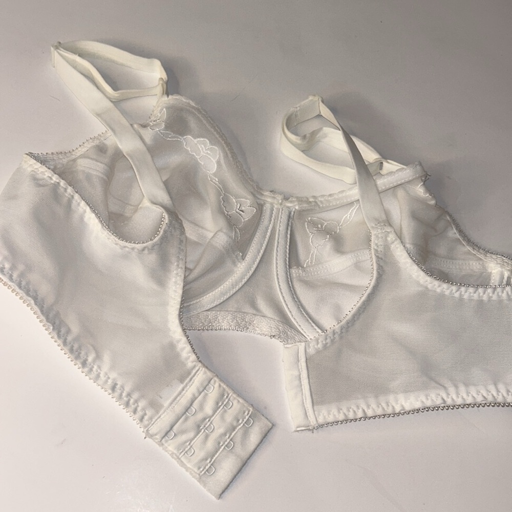 Bali®‎ Flower White Full-Figure Underwire Bra 0180 Sz 38C - Picture 12 of 16